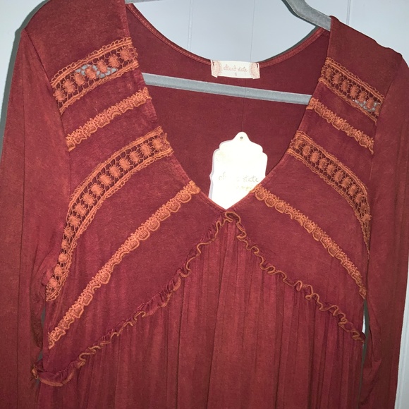 Altar’d State brick red boho V neck top Sz S crochet lace long sleeve peplum - Picture 2 of 5